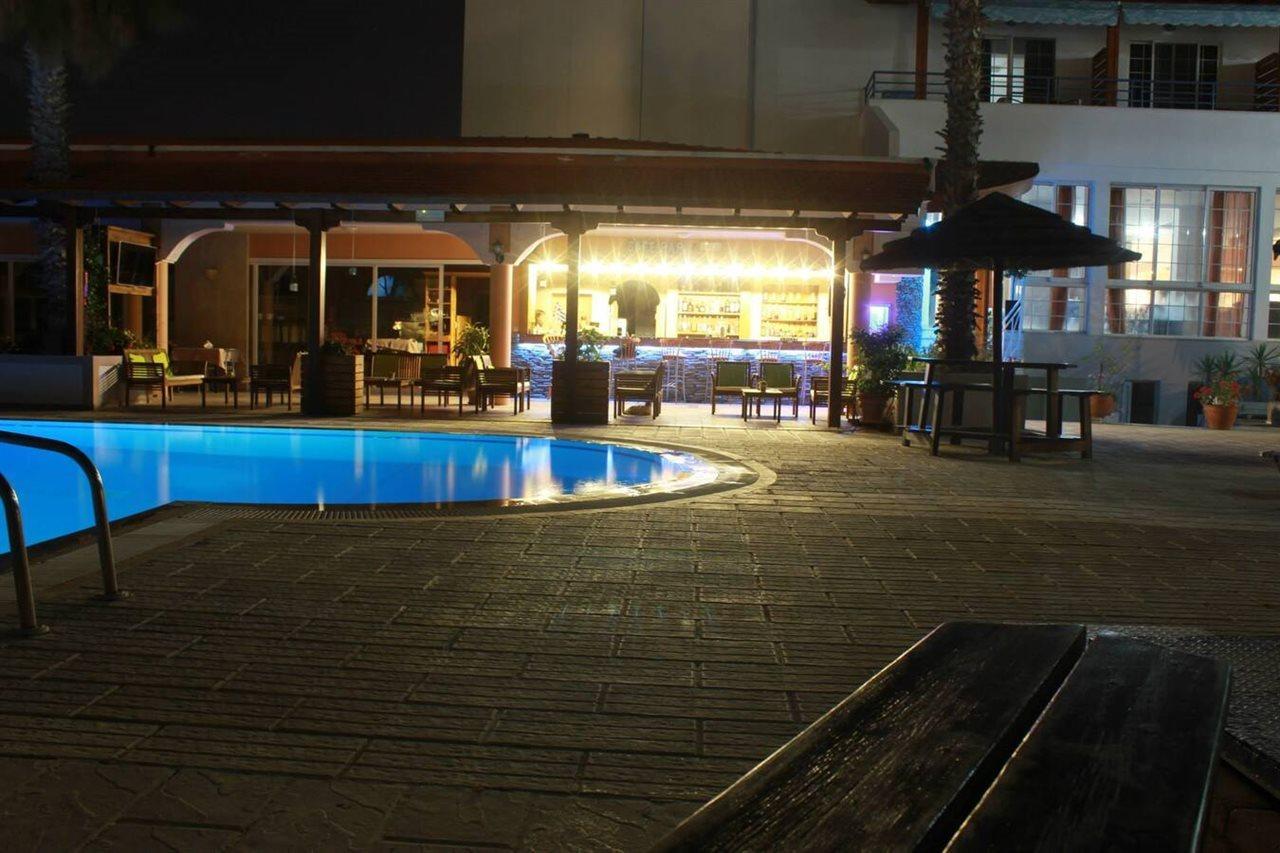 Faliraki Bay Bagian luar foto