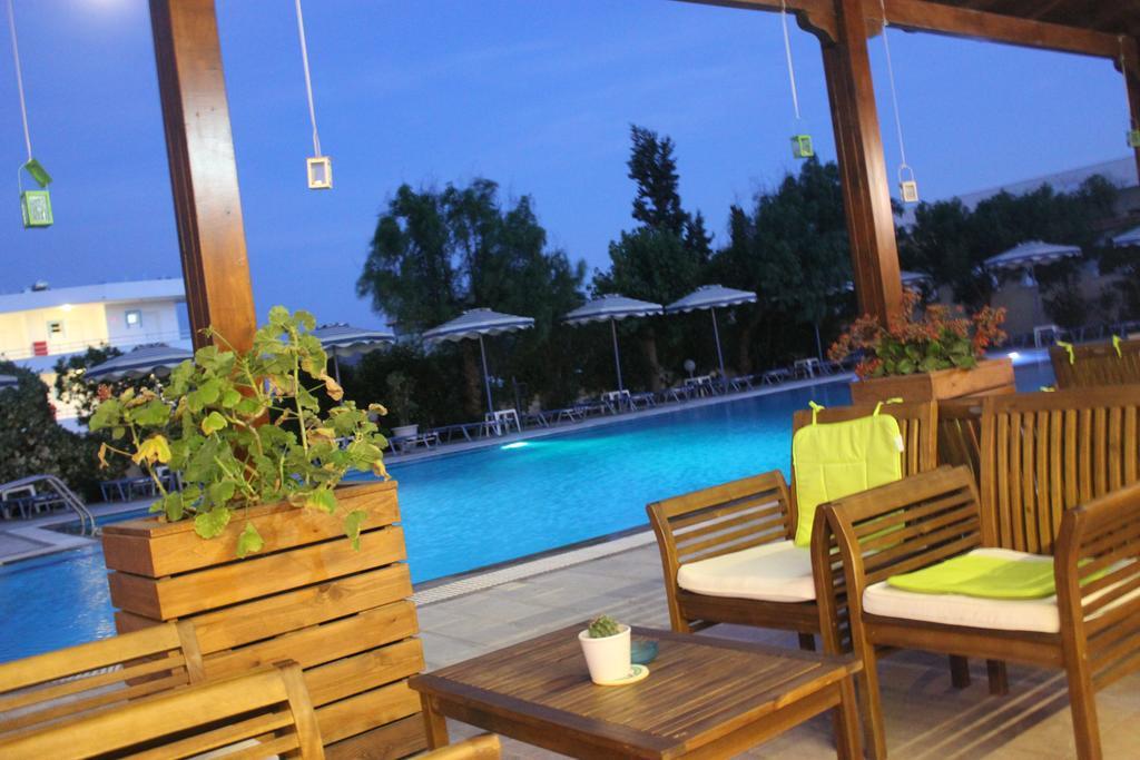 Faliraki Bay Bagian luar foto