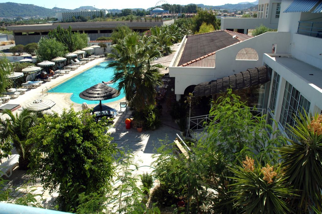 Faliraki Bay Bagian luar foto