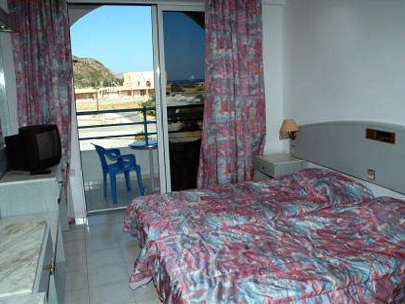Faliraki Bay Bagian luar foto
